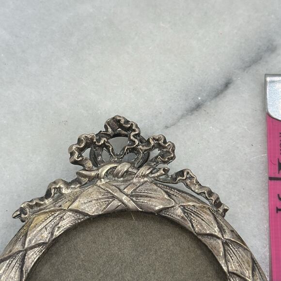 Rare Antique Sterling Silver 4 inch picture frame - Picture 11 of 11